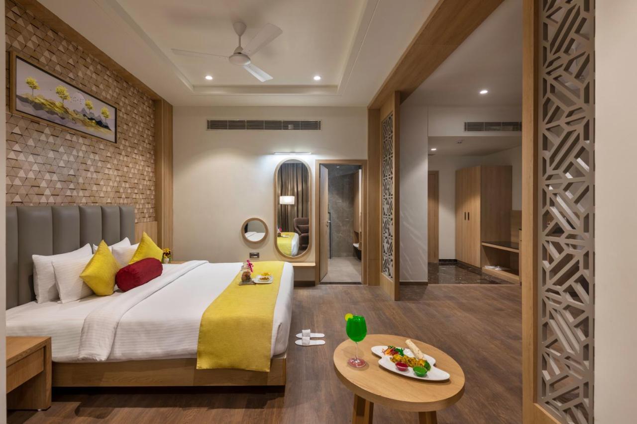 Lords Inn Сомнатх Экстерьер фото